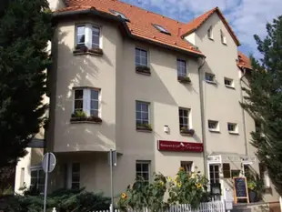 Pension & Cafe Am Krahenberg 