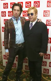 Muscians Elton John and Rufus Wainwright arrive at the Q Awards 2- 2004 Photo 1