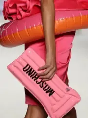 SS23 MOSCHINO Couture Jeremy Scott Inflatable Mattress PatentLeather Pink Clutch