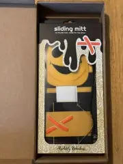Absolutely Ridiculous Bumble Bee Sliding Mitt Brand New