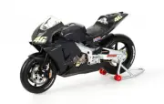 1:12 2002 Valentino Rossi -- #46 Honda RC211V -- Pre-Season Test -- Minichamps