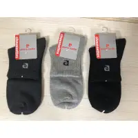 在飛比找蝦皮購物優惠-台灣製造 皮爾卡登男襪  1/2襪 寬口襪 無鬆緊帶 舒適耐