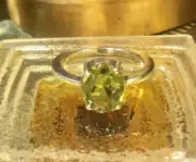 Genuine 925 Sterling Silver Natural Peridot Gemstone Ring Size 6.75