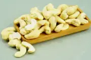 Solimo Premium Whole Cashews, 1000 g
