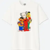 在飛比找Yahoo!奇摩拍賣優惠-UNIQLO X KAWS X Sesame Street 