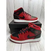 Nike Air Jordan 1 Mid Reverse Bred GS Size 7Y Black Red White 554725 660 Rare