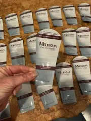 Mederma Stretch Marks Therapy Cream 24 Individual Travel Purse Packets Sealed