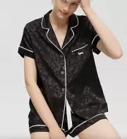 NEW PETER ALEXANDER BLACK LEOPARD CHIC POLY SATIN SHORTIE PJ SET 3+ RP$129 BOXED
