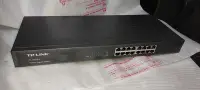 在飛比找Yahoo!奇摩拍賣優惠-【電腦零件補給站】TP-LINK TL-SG1016 16埠