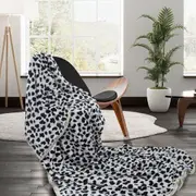Animal Pattern Soft Flannel Plush Queen Size Blanket 220 x 240cm (Dalmatian, Leopard, Jaguar)