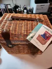 PICNIC TIME "Oxford" Picnic Basket For 4 - Large Wicker Picnic Set - NWT! New!