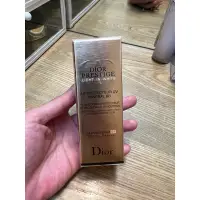 在飛比找蝦皮購物優惠-【現貨秒寄】Dior 迪奧 精萃再生光燦全效BB霜 30ml