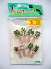 4 Leaf Clover Green Shamrock Pig Mini Wood Clothes Pins Paper Clips Set of 8 BN