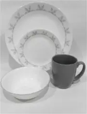 ❤️ NEW 16-pc Corelle SNOWFLAKE Dinnerware Set *Holiday Winter BONUS: 4 Gray Mugs