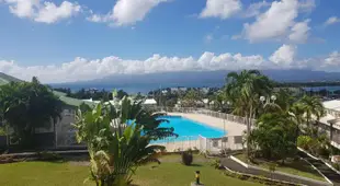 Superbe studio en duplex, vue sur mer et piscine