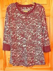 NEW CABELA'S WOMEN'S HENLEY--BERRY & CREAM COLOR --SIZE S--NWT
