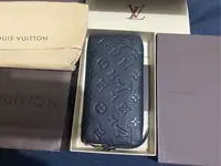 在飛比找Yahoo!奇摩拍賣優惠-《附專櫃購證》LOUIS VUITTON LV  M6057