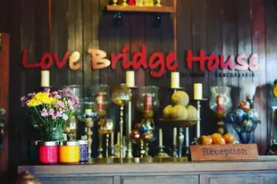 愛橋別墅度假村Love Bridge House Resort