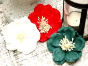 CAMELIA Red Green & White & Centres - 3 Flower Pack Paper 80mm Across - Con A RB
