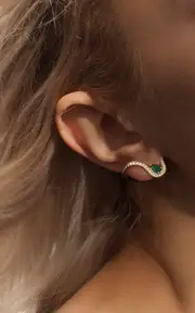 [KATKIM] 18k Gold Emerald Trace Pave Single Earring