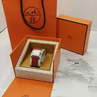 在飛比找蝦皮購物優惠-愛馬仕 H-OUR經典H小型銀框款時尚腕錶紅色錶帶30x21