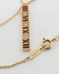 在飛比找Yahoo!奇摩拍賣優惠-Tiffany&Co 羅馬字3鑽項鍊 18k玫瑰金 項鍊40