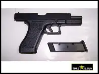 在飛比找Yahoo!奇摩拍賣優惠-晶予玩具槍~撿便宜克拉克G17情報員手槍空氣槍(HFC高品質