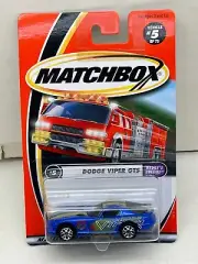 2000 MATCHBOX SUPERFAST #5 DODGE VIPER GTS NEW ON CARD