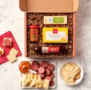Hickory Farms 4 Piece Spicy Beef Sampler New