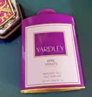 Yardley London April Violets Talc Perfume 7oz w HRH Queen Seal & King Wales