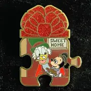 AP LE Chaser Scrooge McDuck Mickeys Christmas Carol Connection Puzzle Disney Pin