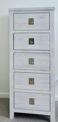 chest of drawers white