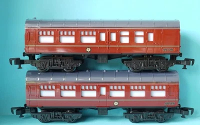 HORNBY R1268 HARRY POTTER HOGWARTS EXPRESS COACHES x 2 from 711960 TRAIN SET NEW