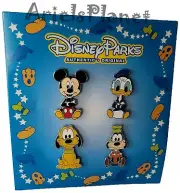 Disney Parks Classic Mickey and Friends Big Head Art 4 Pin Booster Set