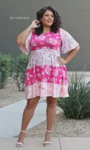 New PLUS SIZE Womens SOFT PINK FLORAL PAISLEY FLUTTER TIERED DRESS 1X 2X 3X USA