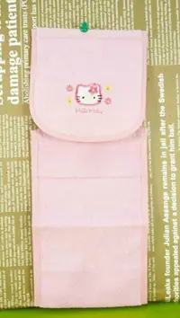 在飛比找樂天市場購物網優惠-【震撼精品百貨】Hello Kitty 凱蒂貓 捲筒面紙套-