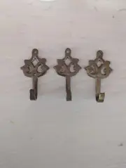Lot 3 Miniature Brass Wall Hooks India Rustic Primitive Key Hangers Liards LTD