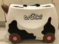 在飛比找Yahoo!奇摩拍賣優惠-英國Trunki騎乘式乳牛兒童行李箱登機箱（二手）
