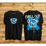 COOL DISTRO T 恤搭配 CHILL OUT 圖案