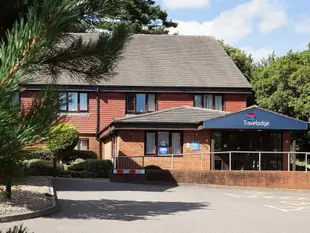 旅屋飯店 - 布拉克內爾Travelodge Bracknell