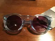 NEW GAP WOMENS LIGHT BLUE PLASTIC FLAT ROUND LENS SUNGLASSES 100% UVA UVB NWT
