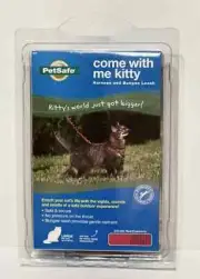 PetSafe COME WITH ME KITTY Cat Harness and Bungee Leash RED/Cranberry Large NWT
