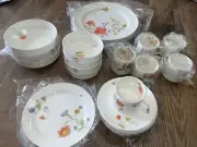 New Mikasa “Just Flowers” Bone China New Old Stock 26 Pieces