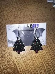 Christmas Tree W Skull Topper Earring