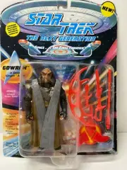 Star Trek The Next Generation Gowron in Ritual Klingon Attire Figure