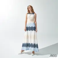 在飛比找momo購物網優惠-【iROO】漸層色蕾絲長版洋裝