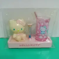 在飛比找蝦皮購物優惠-三麗鷗 Hello Kitty 兒童刷牙 計時 沙漏 漱口杯