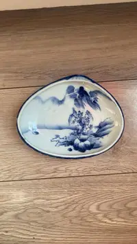 在飛比找Yahoo!奇摩拍賣優惠-日本九谷燒 老青花福字款  貝殼型皿  煙皿  筆洗皿 壺承
