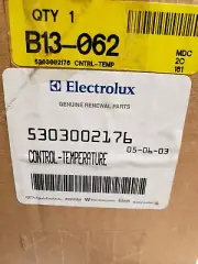 Frigidaire Air Conditioner Temperature Control Thermostat 5303002176 (Box OOO)