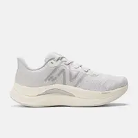 在飛比找蝦皮商城優惠-NEW BALANCE_女性_慢跑鞋_灰_WFCPRCB4-